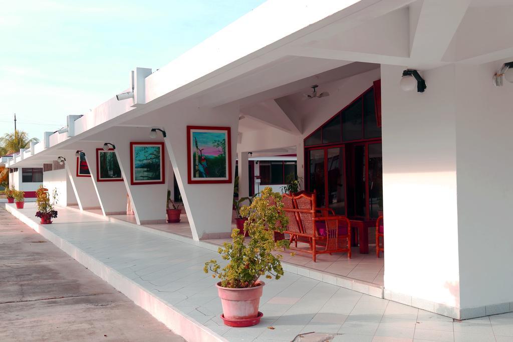 Hotel Sol Del Oriente Ікітос Екстер'єр фото